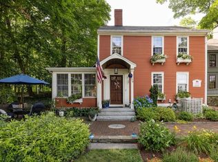 356 Main St, Amesbury, MA 01913