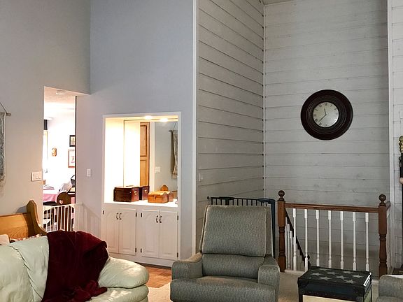 5th image of 5518 S Elmira Ave