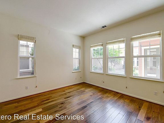 5th image of 4132 Marston Ln