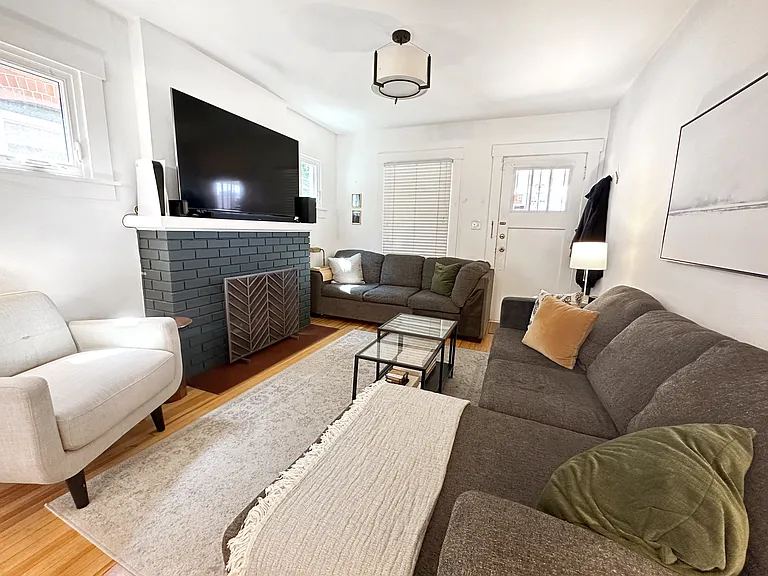 206 S Emerson St — Photo 4