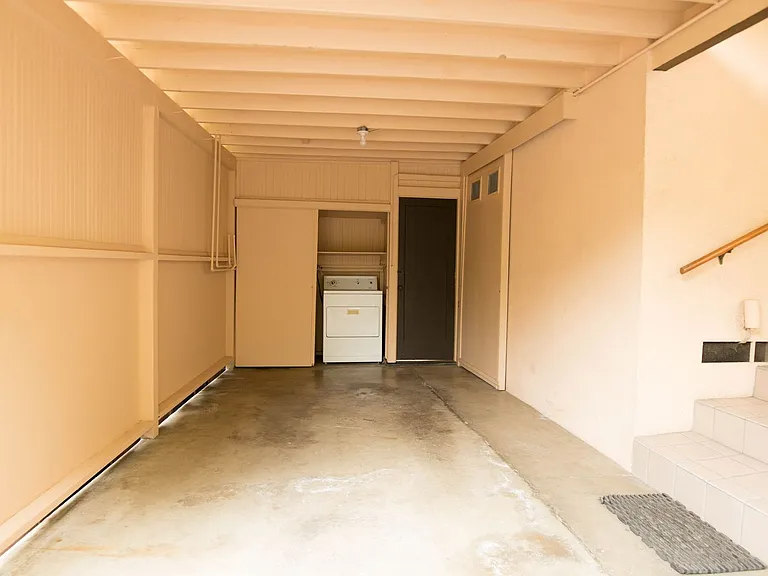 2604 Foothill Rd — Photo 47