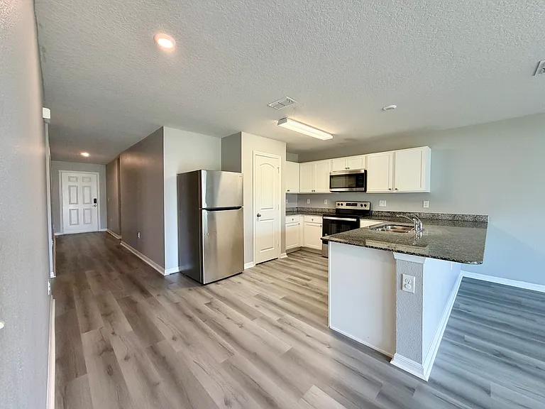 687 Gila Dr — Photo 7