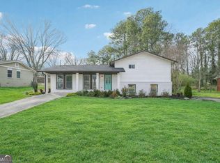 732 Earl St SE, Marietta, GA
