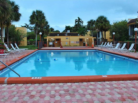 4th image of 9310 W Flagler St APT 110A