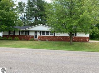 1030 Wadsworth St, East Tawas, MI 48730