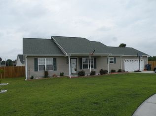 817 Fir Trl, Havelock, NC 28532
