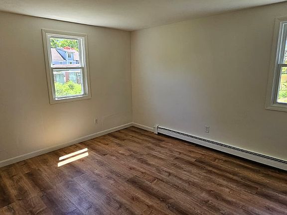 5th image of 48 Camp St #48
