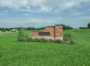 31 Deer Valley Ct, Troy, MO 63379