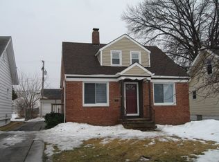 20700 Tracy Ave, Euclid, OH 44123