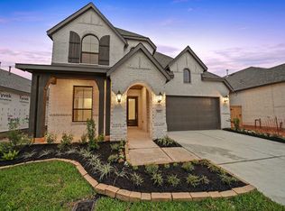 933 Goose Creek St, Webster, TX 77598