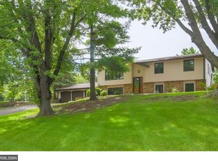 16431 Lake Ridge Dr, Maple Grove, MN 55311