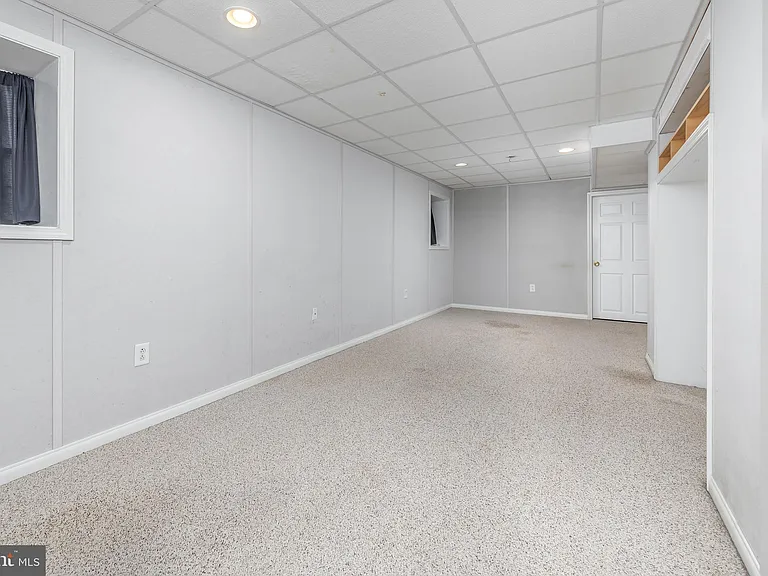 1085 Buckingham Dr — Photo 27