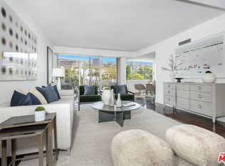818 N Doheny Dr APT 307, West Hollywood, CA 90069
