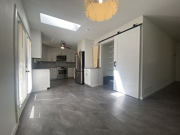 Kitchen - Dining Room view