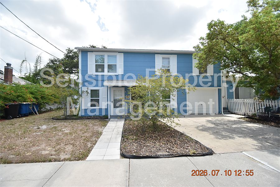 1st image of 1156 Sunset Point Rd APT A