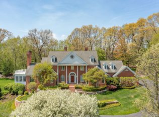 5394 Abbey Rd, Rochester, MI 48306