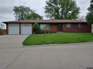 1530 Fir Ave, Crete, NE 68333
