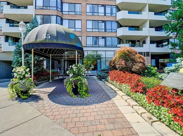55 Austin Dr #301, Markham, ON L3R 8H5