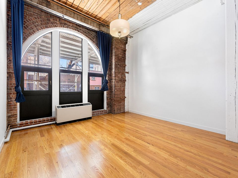 1st image of 390 Wythe Ave APT 1G