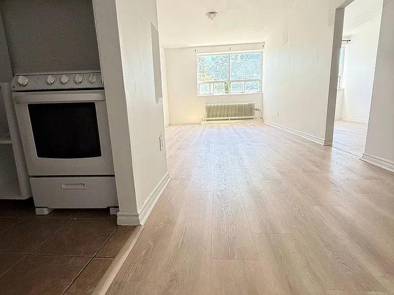 2881 Lawrence Ave E #3 — Photo 5
