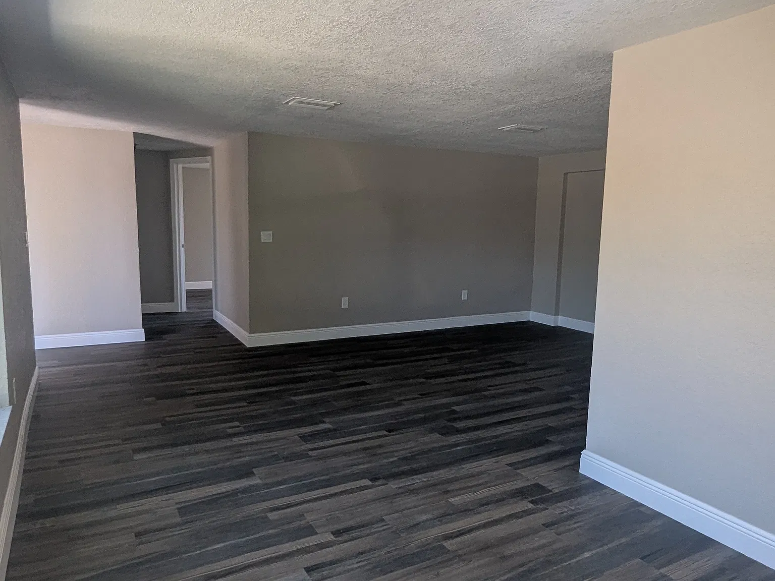 3708 Devonshire Dr — Photo 3