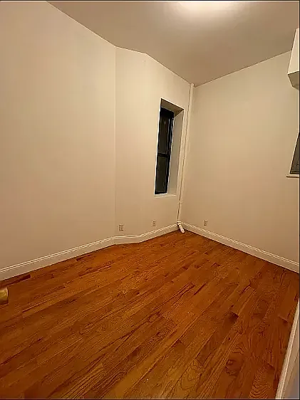 26 Thompson St #1B — Photo 4