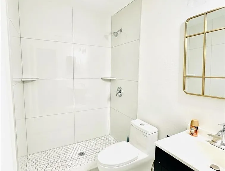 5256 Coronado Pkwy — Photo 2