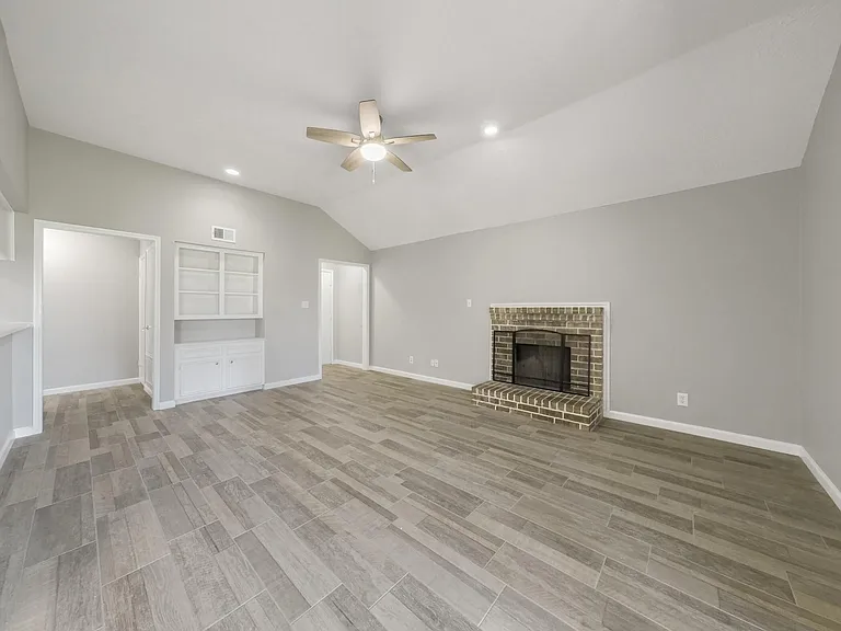 13607 Ravensway Dr #A — Photo 2