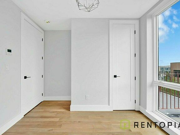 4th image of 58 Palmetto St #208