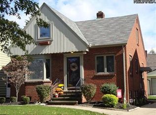 3317 W 165th St, Cleveland, OH 44111