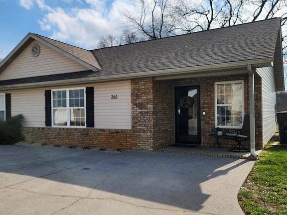 2nd image of 261 Dumplin Ln