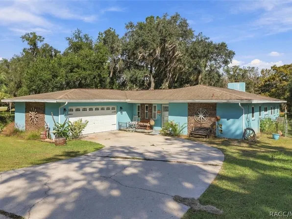 8701 E Cresco Ln, Inverness, FL 34450