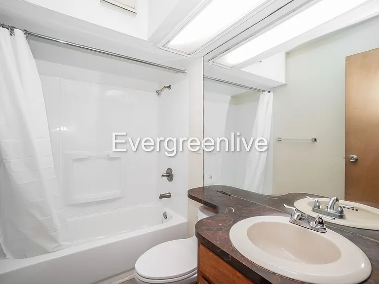1147 Carrousel Dr E — Photo 10