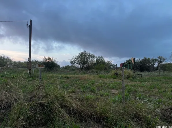 159 W WHITEWING DR LOT 28, Somerset, TX 78069