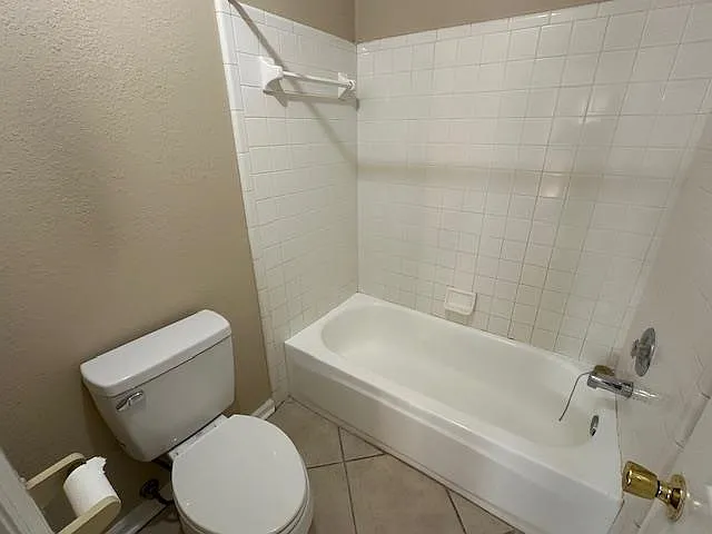 1719 Folkstone Rd — Photo 28