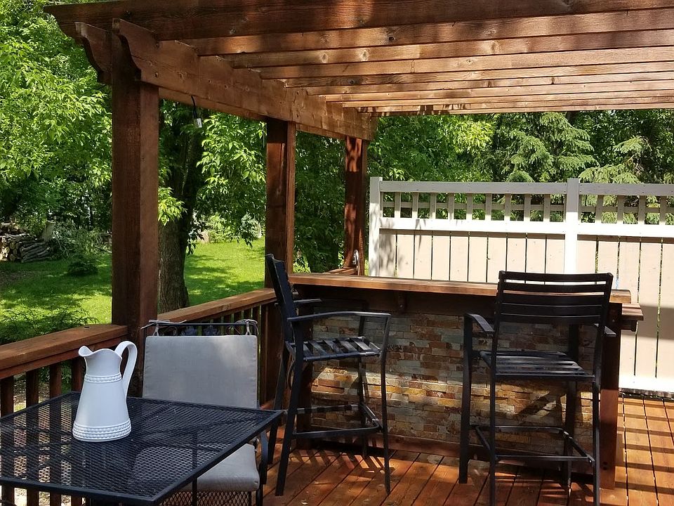 Great deck space 