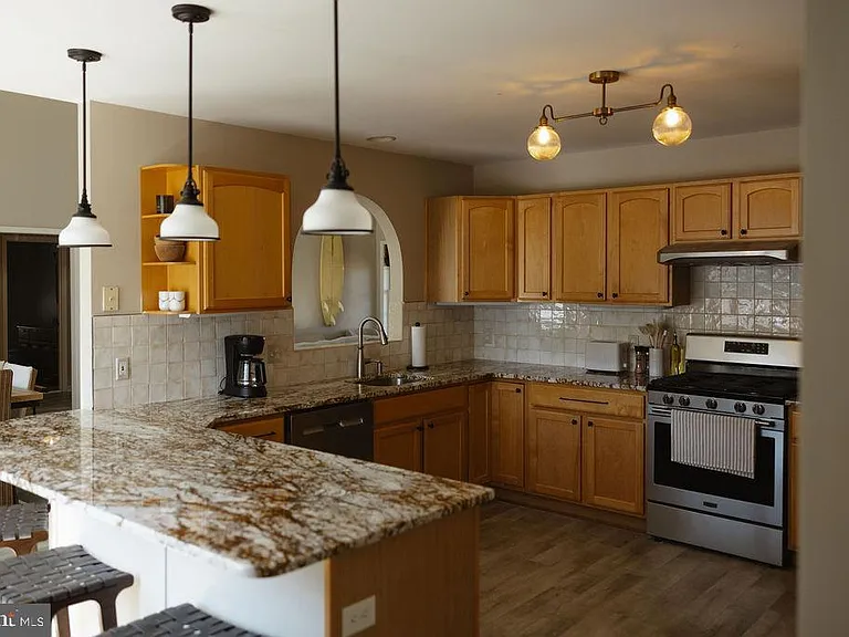 42 Deerfield Ln — Photo 5