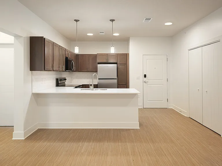 Blair Crossing Apartments — Photo 31