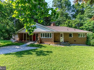 1 Buttonwood Ln, Bethesda, MD 20816