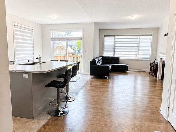 4th image of 41 Fawndale Cres
