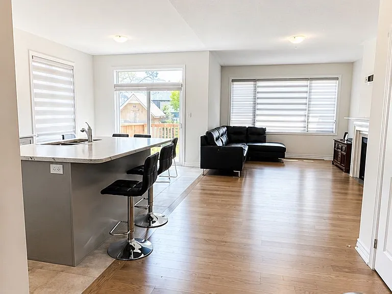 41 Fawndale Cres — Photo 4