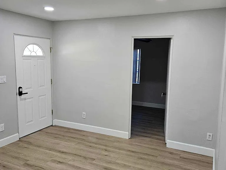264 Ridge Rd NW — Photo 4