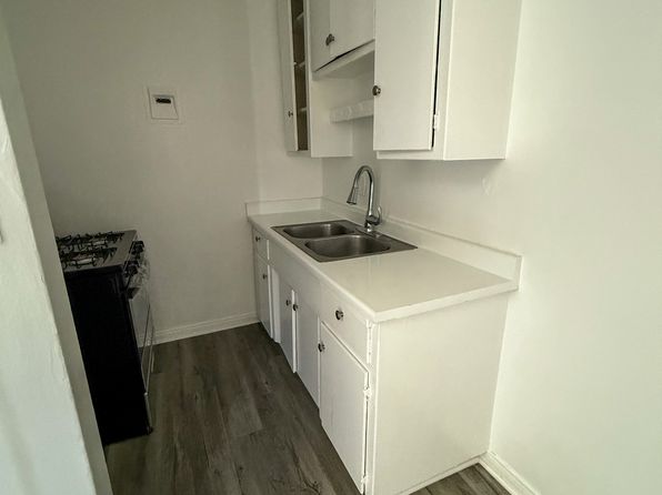 911 W La Palma Ave #1