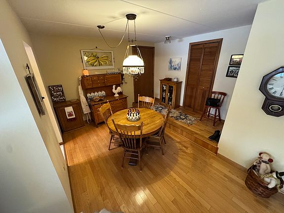 4th image of 5219 James Ln APT 1604