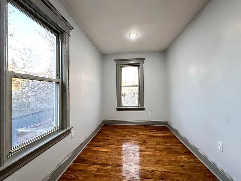 126 Wegman Pkwy #3E — Photo 12