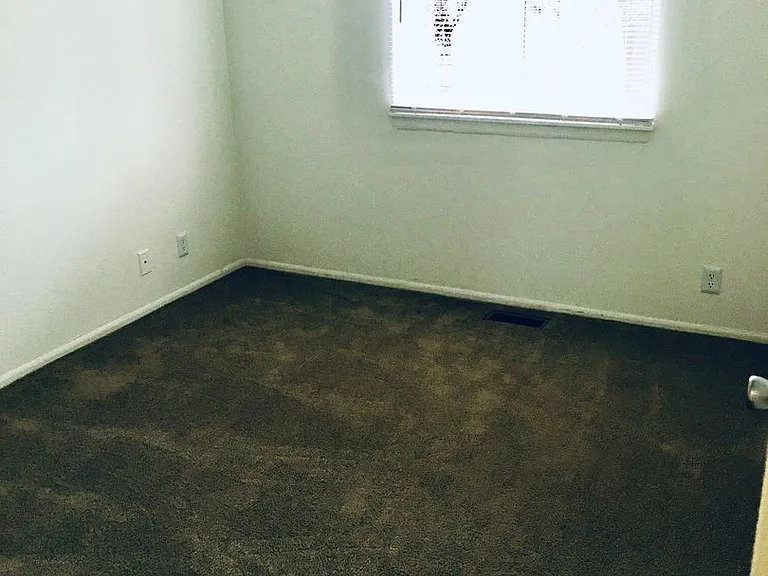Villages on Madison Apartments — Photo 110