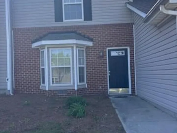 307 Carrington Ln, Thomasville, NC 27360