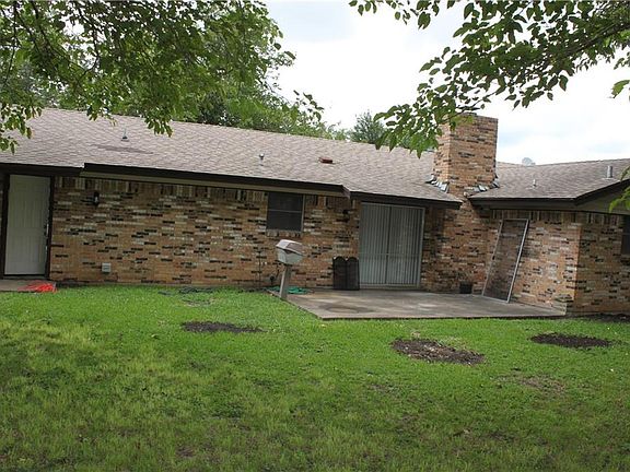 2nd image of 2106 Kimberly Dr