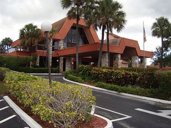 4th image of 3120 Holiday Springs Boulevard #106