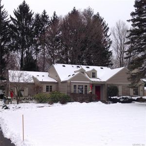 21 Charmwood Rd, Pittsford, NY, 14534
